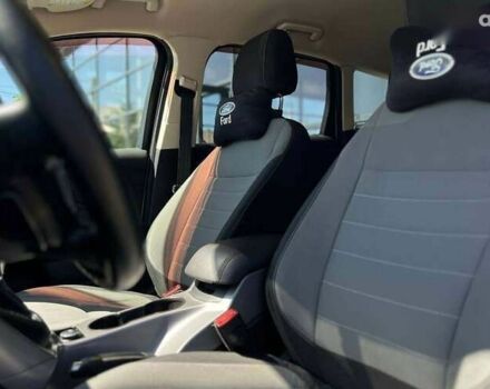 Форд Эскейп, объемом двигателя 2 л и пробегом 176 тыс. км за 13200 $, фото 10 на Automoto.ua