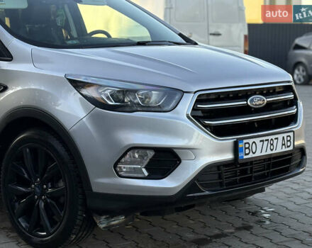 Форд Эскейп, объемом двигателя 2 л и пробегом 144 тыс. км за 13900 $, фото 14 на Automoto.ua