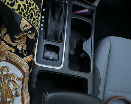 Форд Эскейп, объемом двигателя 2.5 л и пробегом 198 тыс. км за 13950 $, фото 6 на Automoto.ua