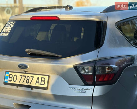 Форд Эскейп, объемом двигателя 2 л и пробегом 144 тыс. км за 13900 $, фото 7 на Automoto.ua