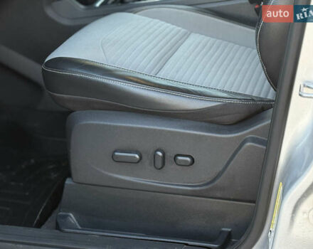 Форд Эскейп, объемом двигателя 2 л и пробегом 144 тыс. км за 13900 $, фото 22 на Automoto.ua