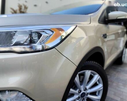 Форд Ескейп, об'ємом двигуна 1.5 л та пробігом 229 тис. км за 10990 $, фото 1 на Automoto.ua