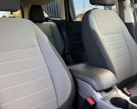 Форд Эскейп, объемом двигателя 0 л и пробегом 172 тыс. км за 11500 $, фото 24 на Automoto.ua