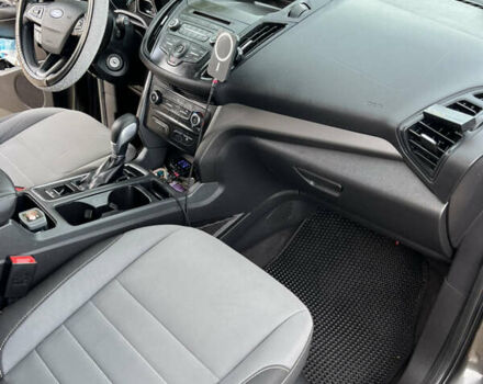 Форд Ескейп, об'ємом двигуна 2.5 л та пробігом 132 тис. км за 11900 $, фото 6 на Automoto.ua