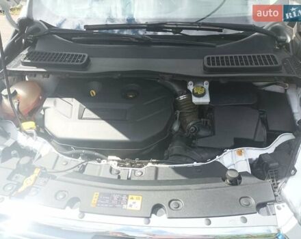 Форд Ескейп, об'ємом двигуна 2 л та пробігом 122 тис. км за 12900 $, фото 8 на Automoto.ua