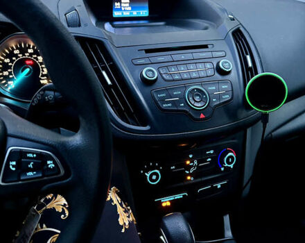 Форд Эскейп, объемом двигателя 2.5 л и пробегом 198 тыс. км за 13950 $, фото 8 на Automoto.ua