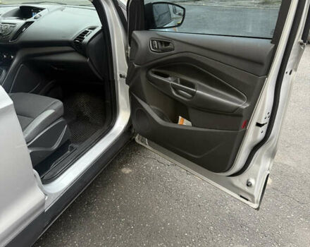 Форд Эскейп, объемом двигателя 2.5 л и пробегом 219 тыс. км за 12500 $, фото 10 на Automoto.ua