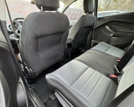 Форд Эскейп, объемом двигателя 2.5 л и пробегом 132 тыс. км за 14000 $, фото 14 на Automoto.ua