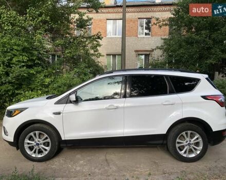 Форд Эскейп, объемом двигателя 0 л и пробегом 103 тыс. км за 12500 $, фото 1 на Automoto.ua