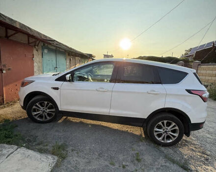 Форд Эскейп, объемом двигателя 2 л и пробегом 65 тыс. км за 12000 $, фото 3 на Automoto.ua