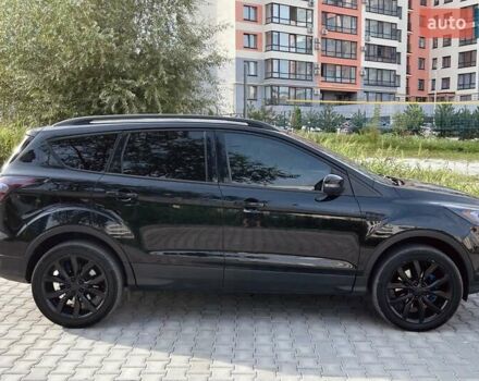 Форд Эскейп, объемом двигателя 2 л и пробегом 111 тыс. км за 16000 $, фото 4 на Automoto.ua