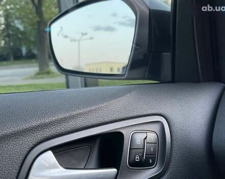 Форд Ескейп, об'ємом двигуна 2 л та пробігом 111 тис. км за 15999 $, фото 21 на Automoto.ua