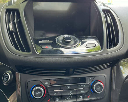 Форд Эскейп, объемом двигателя 2 л и пробегом 124 тыс. км за 14300 $, фото 18 на Automoto.ua