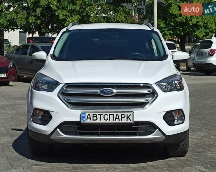Форд Эскейп, объемом двигателя 1.5 л и пробегом 136 тыс. км за 13300 $, фото 5 на Automoto.ua