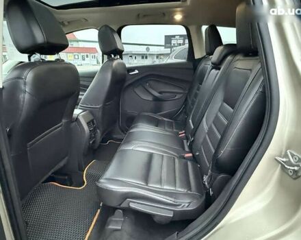 Форд Эскейп, объемом двигателя 2 л и пробегом 128 тыс. км за 15990 $, фото 11 на Automoto.ua