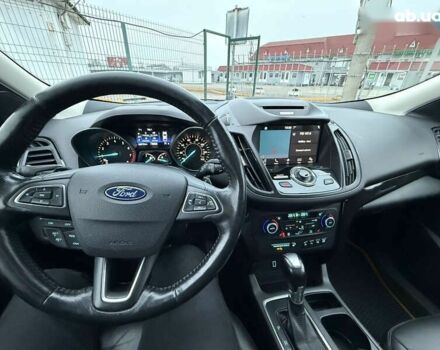 Форд Эскейп, объемом двигателя 2 л и пробегом 128 тыс. км за 15990 $, фото 16 на Automoto.ua