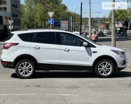 Форд Ескейп, об'ємом двигуна 0 л та пробігом 38 тис. км за 11800 $, фото 9 на Automoto.ua