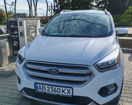 Форд Эскейп 2018 в Ладыжин на Automoto.ua Форд Эскейп, объемом двигателя 1.5 л и пробегом 160 тыс. км за 13200 $, фото 2 на Automoto.ua