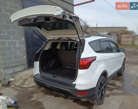 Форд Ескейп, об'ємом двигуна 1.5 л та пробігом 114 тис. км за 15000 $, фото 20 на Automoto.ua