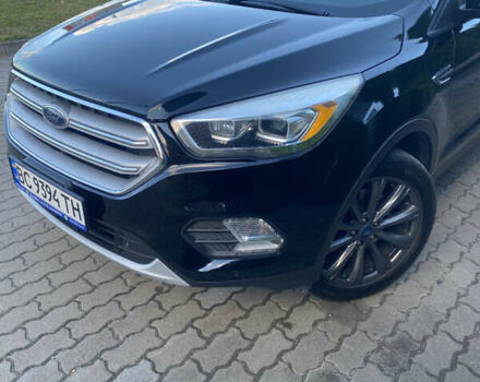 Форд Эскейп, объемом двигателя 2 л и пробегом 155 тыс. км за 15000 $, фото 12 на Automoto.ua