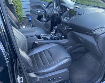 Форд Эскейп, объемом двигателя 2 л и пробегом 155 тыс. км за 15000 $, фото 28 на Automoto.ua