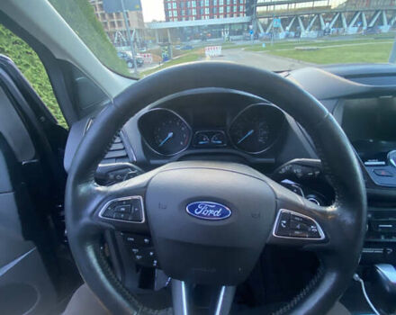 Форд Эскейп, объемом двигателя 2 л и пробегом 155 тыс. км за 15000 $, фото 18 на Automoto.ua