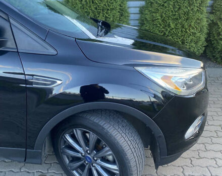 Форд Эскейп, объемом двигателя 2 л и пробегом 155 тыс. км за 15000 $, фото 10 на Automoto.ua