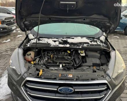 Форд Эскейп, объемом двигателя 1.5 л и пробегом 266 тыс. км за 9500 $, фото 17 на Automoto.ua