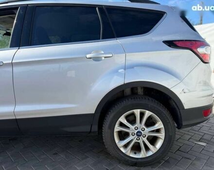 Форд Ескейп, об'ємом двигуна 2 л та пробігом 172 тис. км за 10400 $, фото 11 на Automoto.ua