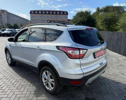 Форд Ескейп, об'ємом двигуна 2 л та пробігом 172 тис. км за 10400 $, фото 3 на Automoto.ua