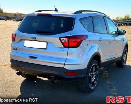 Форд Эскейп, объемом двигателя 1.5 л и пробегом 107 тыс. км за 14800 $, фото 2 на Automoto.ua