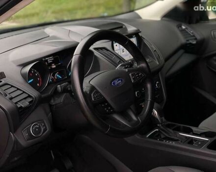 Форд Ескейп, об'ємом двигуна 0 л та пробігом 61 тис. км за 13490 $, фото 8 на Automoto.ua