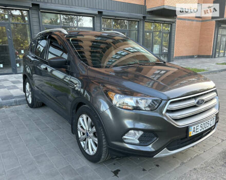 Форд Ескейп, об'ємом двигуна 2.5 л та пробігом 90 тис. км за 14700 $, фото 1 на Automoto.ua