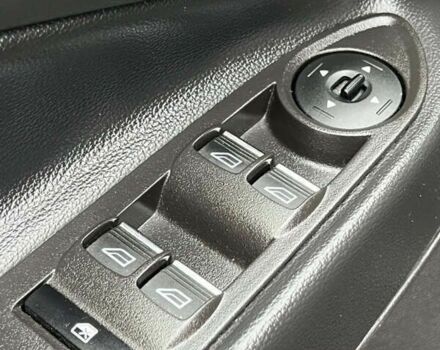 Форд Ескейп, об'ємом двигуна 2 л та пробігом 147 тис. км за 16900 $, фото 27 на Automoto.ua