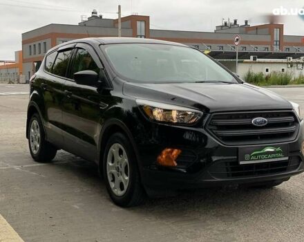 Форд Эскейп, объемом двигателя 0 л и пробегом 61 тыс. км за 13990 $, фото 2 на Automoto.ua