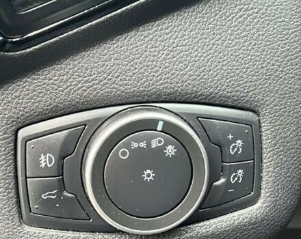 Форд Ескейп, об'ємом двигуна 2 л та пробігом 147 тис. км за 16900 $, фото 25 на Automoto.ua