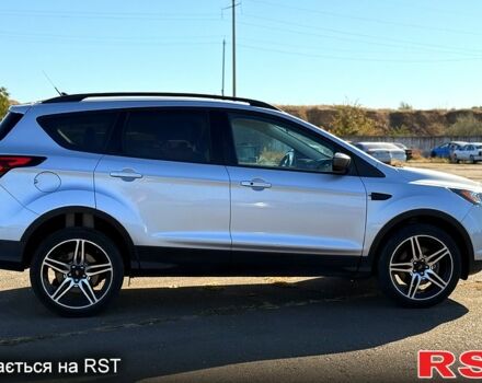 Форд Эскейп, объемом двигателя 1.5 л и пробегом 107 тыс. км за 14800 $, фото 3 на Automoto.ua