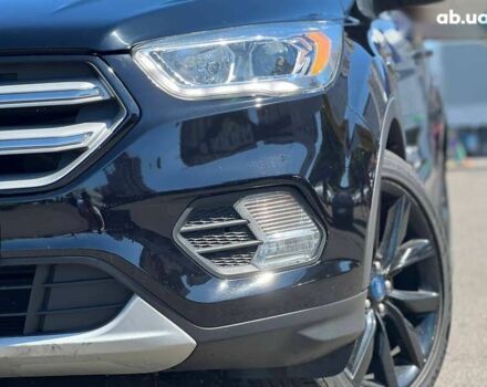 Форд Эскейп, объемом двигателя 1.5 л и пробегом 84 тыс. км за 13500 $, фото 4 на Automoto.ua