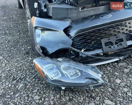 Форд Ескейп, об'ємом двигуна 2 л та пробігом 134 тис. км за 11400 $, фото 2 на Automoto.ua