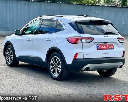 Форд Эскейп, объемом двигателя 1.5 л и пробегом 144 тыс. км за 13700 $, фото 4 на Automoto.ua