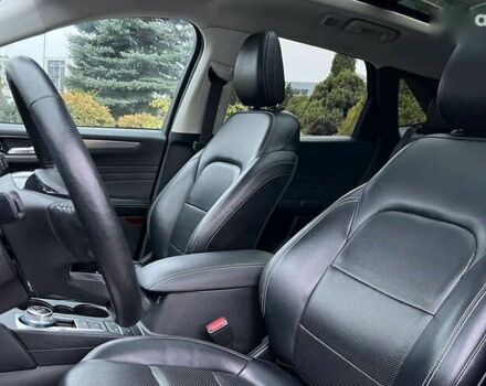 Форд Эскейп, объемом двигателя 2 л и пробегом 134 тыс. км за 18900 $, фото 8 на Automoto.ua