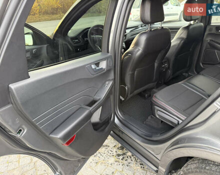 Форд Эскейп, объемом двигателя 2 л и пробегом 27 тыс. км за 23500 $, фото 12 на Automoto.ua