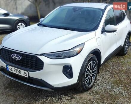 Форд Эскейп, объемом двигателя 2.5 л и пробегом 17 тыс. км за 29500 $, фото 2 на Automoto.ua