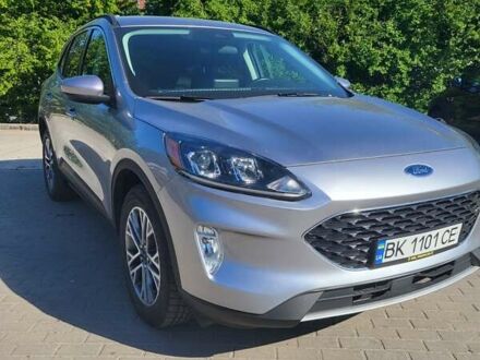 Форд Ескейп 2021 у Рівному на Automoto.ua Форд Ескейп, об'ємом двигуна 1.5 л та пробігом 100 тис. км за 17999 $, фото 1 на Automoto.ua