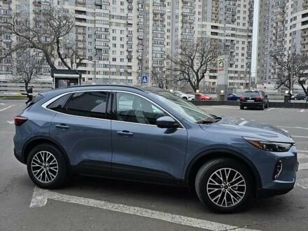 Форд Эскейп, объемом двигателя 2.5 л и пробегом 2 тыс. км за 32500 $, фото 1 на Automoto.ua