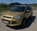Жовтий Форд Ескейп, об'ємом двигуна 2 л та пробігом 218 тис. км за 10700 $, фото 1 на Automoto.ua