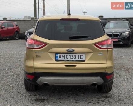 Желтый Форд Эскейп, объемом двигателя 1.6 л и пробегом 191 тыс. км за 8550 $, фото 14 на Automoto.ua