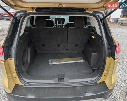 Желтый Форд Эскейп, объемом двигателя 1.6 л и пробегом 191 тыс. км за 8550 $, фото 16 на Automoto.ua