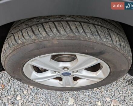 Желтый Форд Эскейп, объемом двигателя 1.6 л и пробегом 191 тыс. км за 8550 $, фото 21 на Automoto.ua