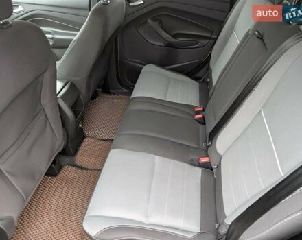 Желтый Форд Эскейп, объемом двигателя 1.6 л и пробегом 191 тыс. км за 8550 $, фото 30 на Automoto.ua